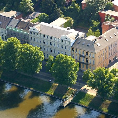 Hotel Niederlaendischer Hof Шверін Екстер'єр фото